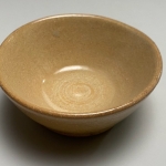 Tan medium bowl