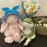 Mini Bucket Hat with Bunny and Frog